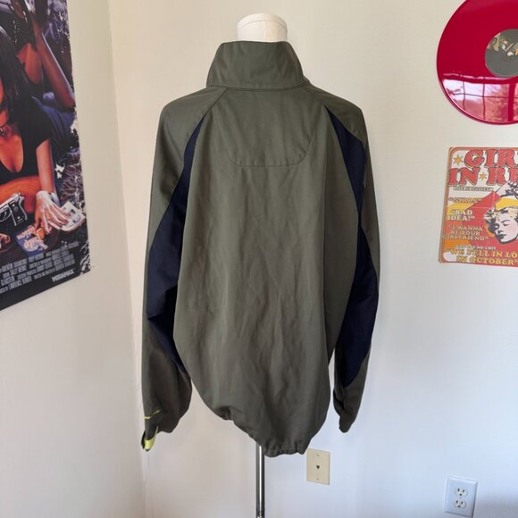 Columbia Omni-Windblock Breathing Windproof Green and Neon Yellow Jacket - Picture 3 of 11